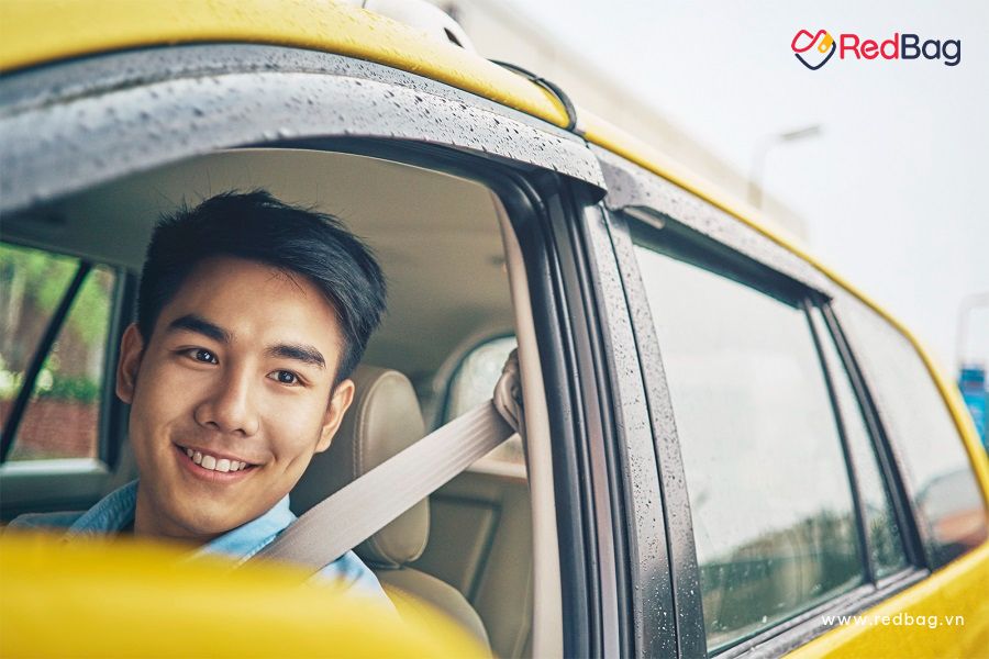 Bảo hiểm ô tô kinh doanh là gì? Biểu phí, Quyền lợi & Phạm vi bảo hiểm